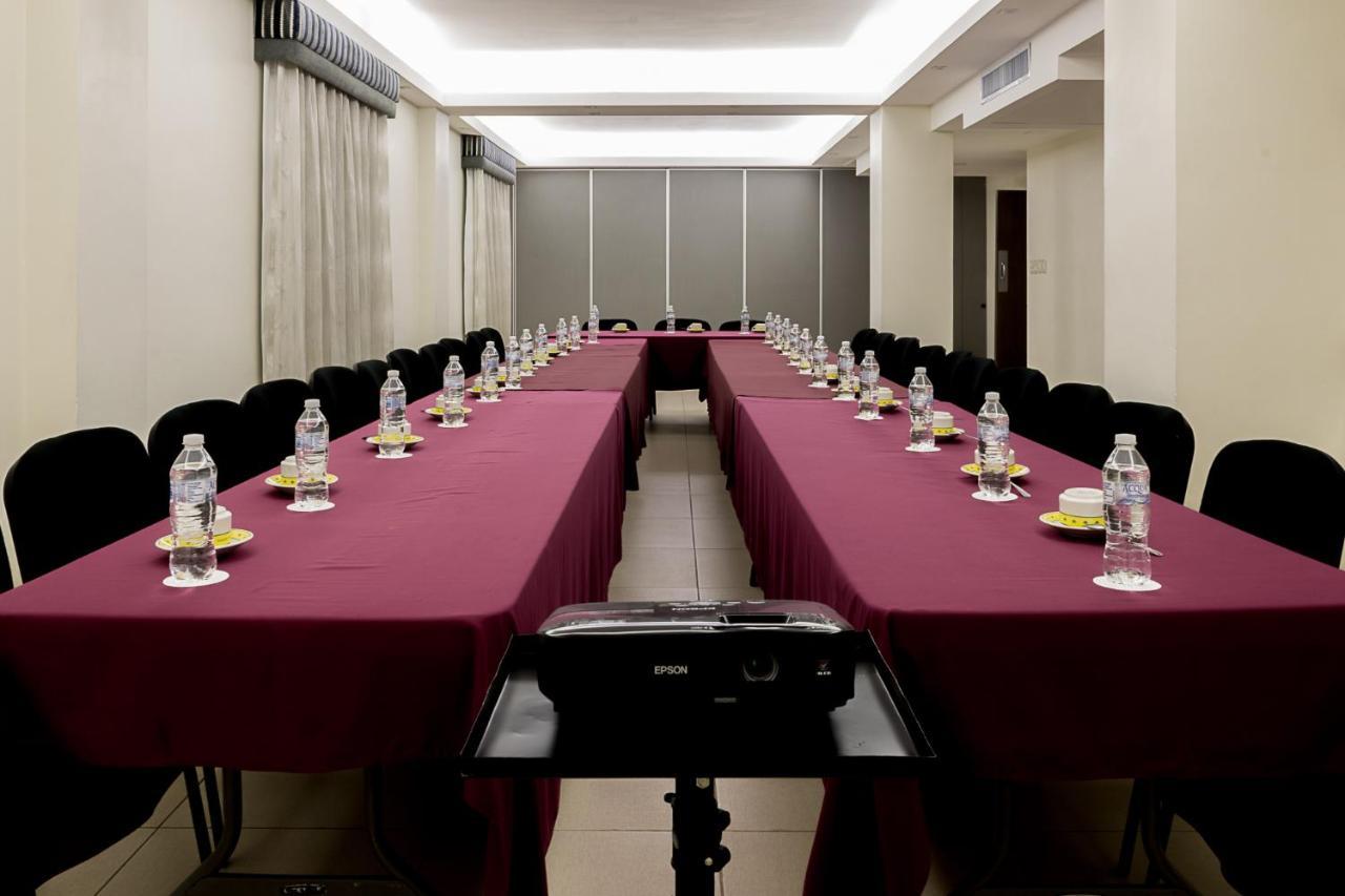 Mansur Business & Leisure 4* Cordoba
